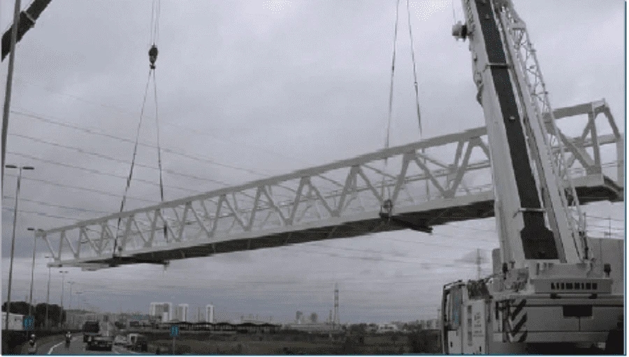 西班牙FRP人行天橋
